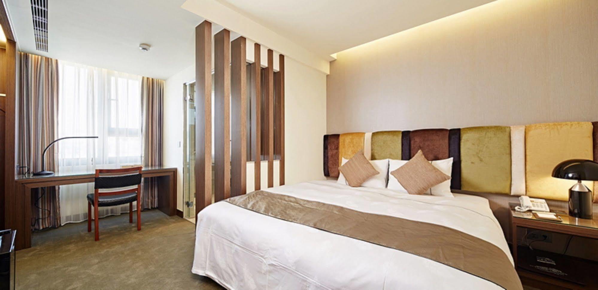 Hotel Sukimi Tainan Eksteriør bilde